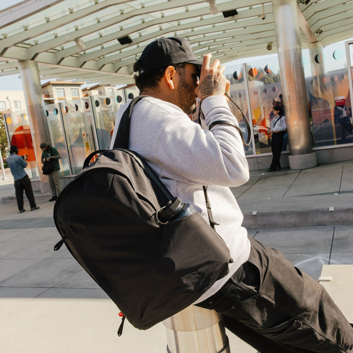 The Everything 28L Backpack Review | Best Bag for Work, Travel, & Cameras