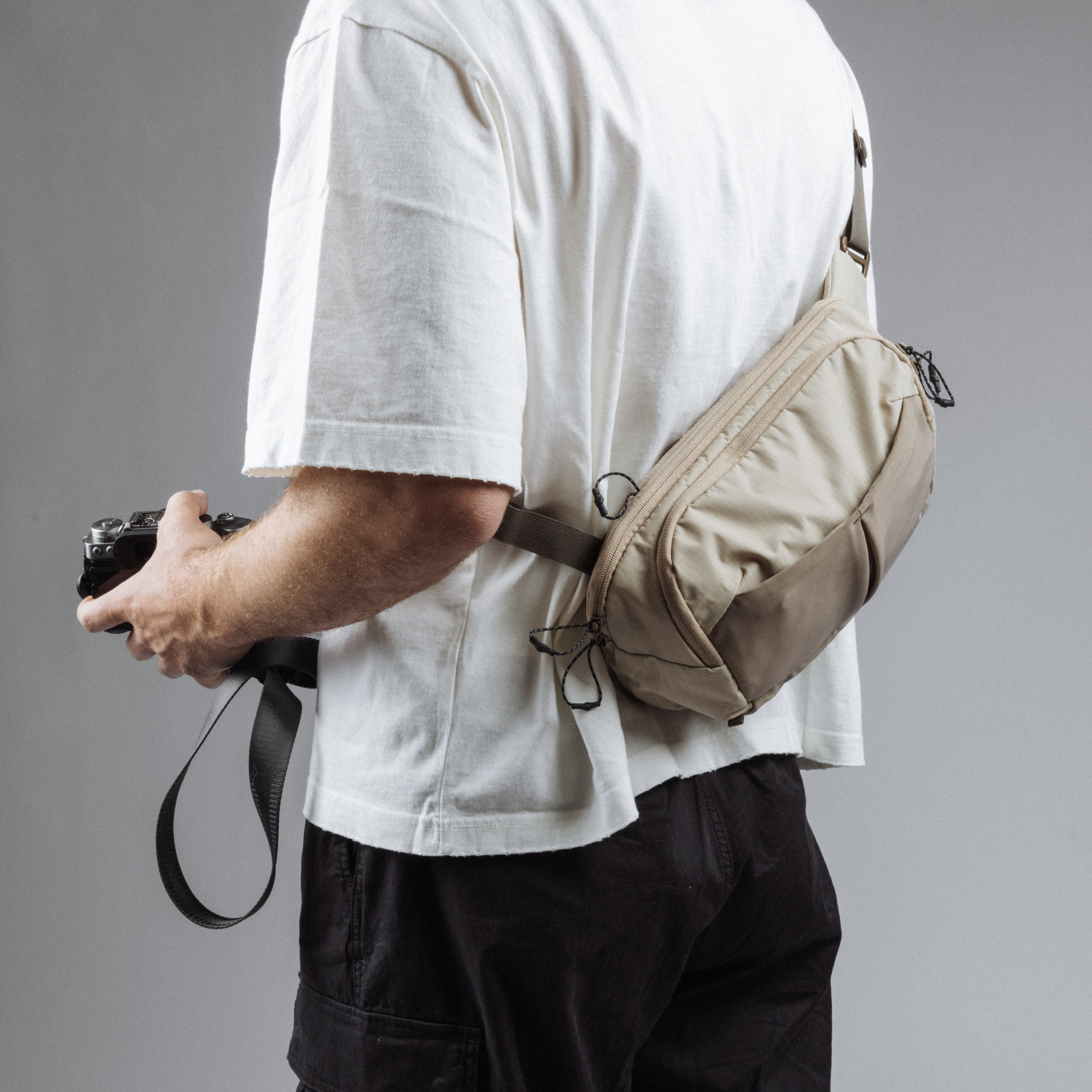Fast & Light Balance 7L Camera Sling (Getting Started Guide)