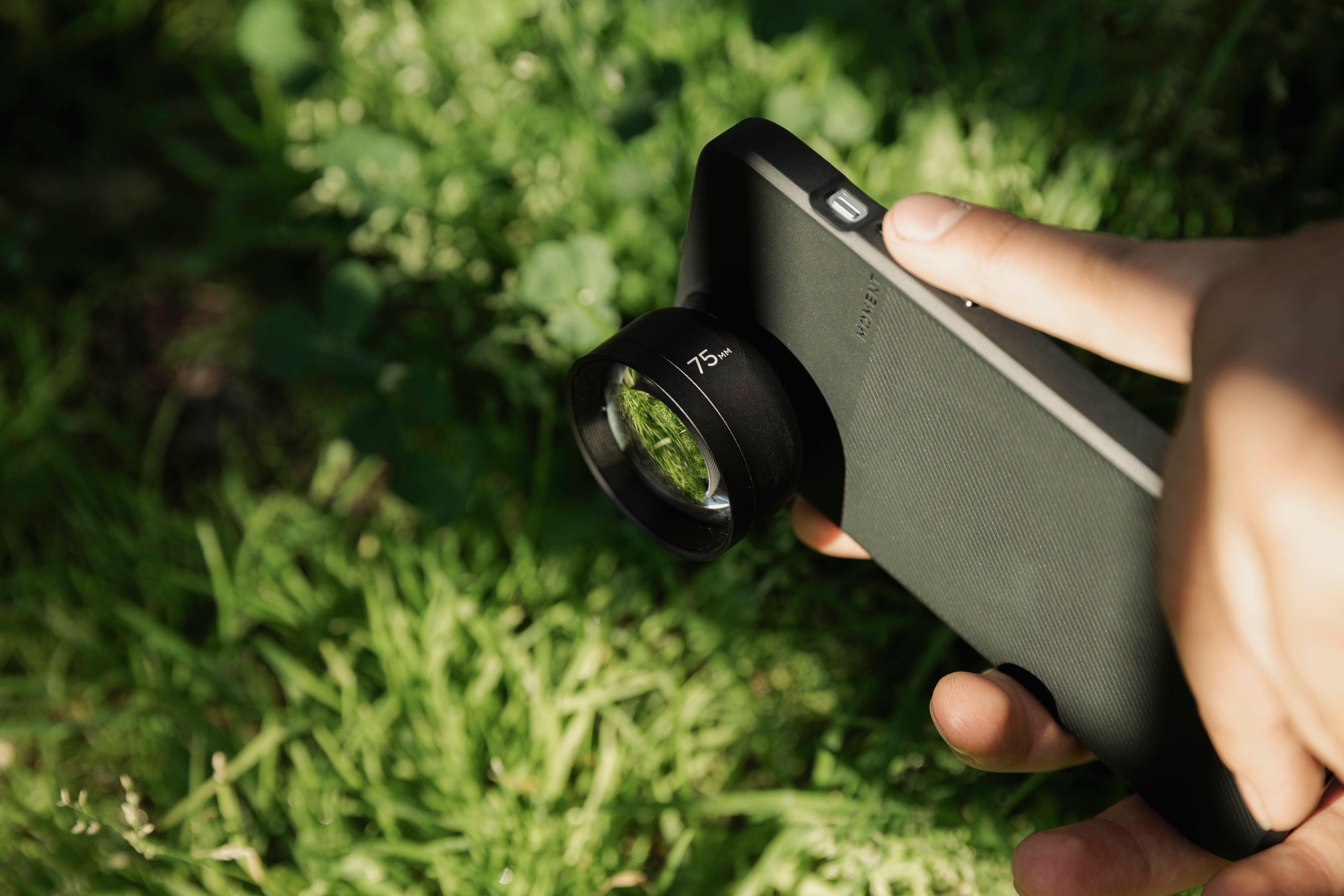 Moment 75mm Mobile Macro Lens (Getting Started Guide)