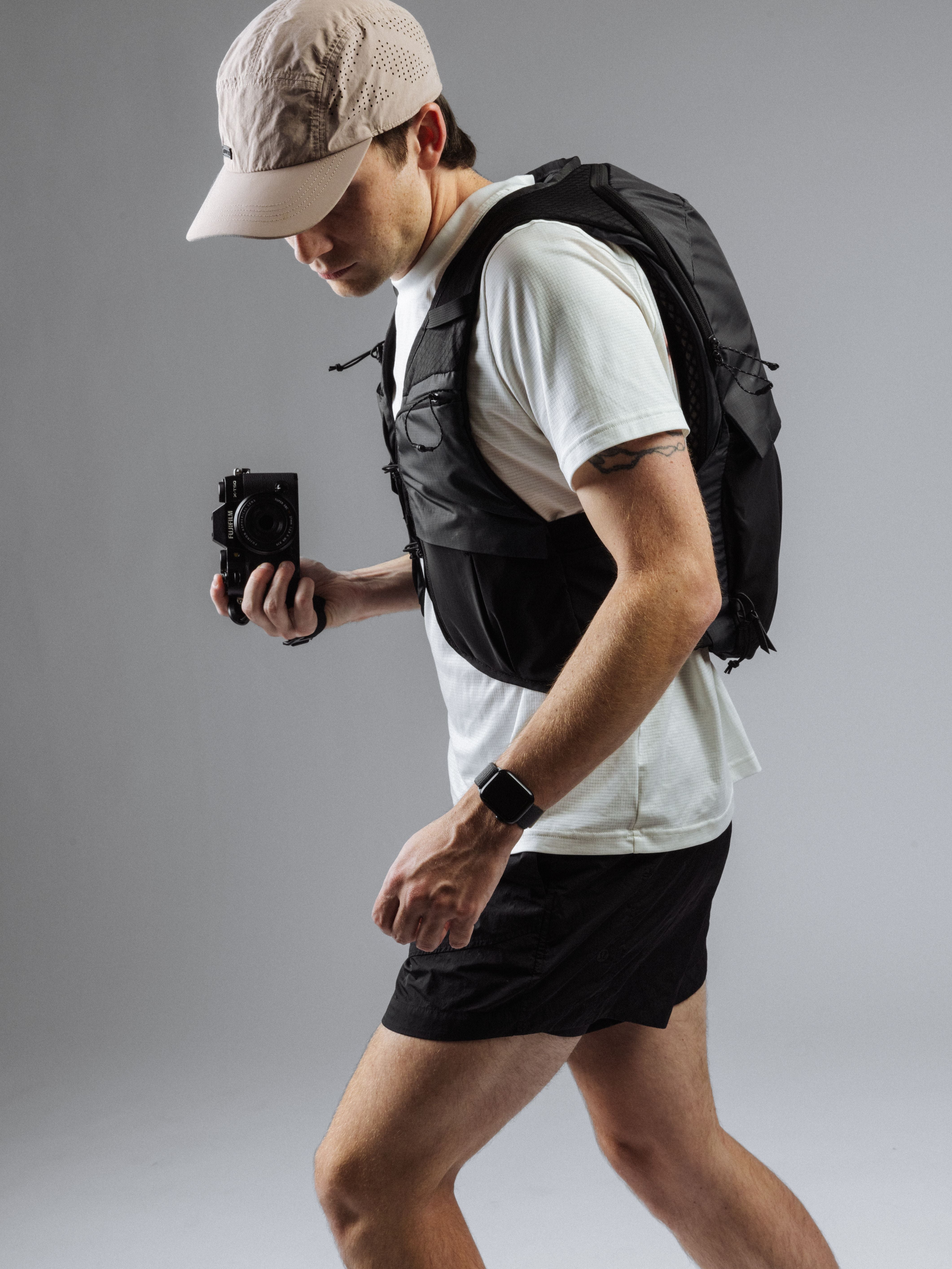 Fast & Light Exposure 10L Camera Vest (Getting Started Guide)