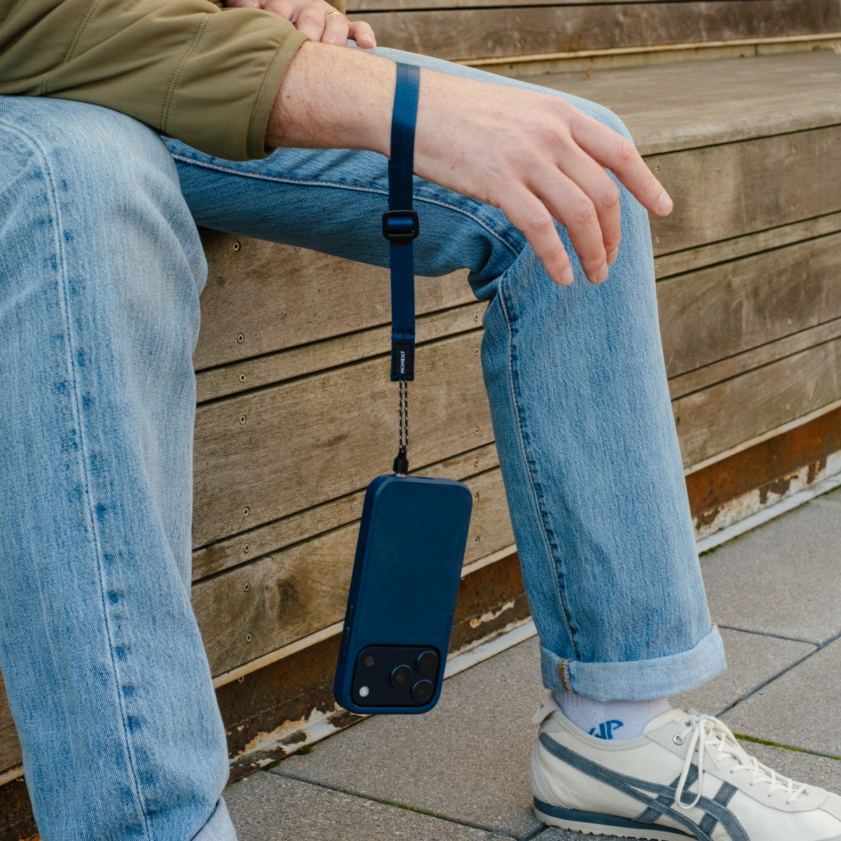 Mobile Adjustable Wrist Strap