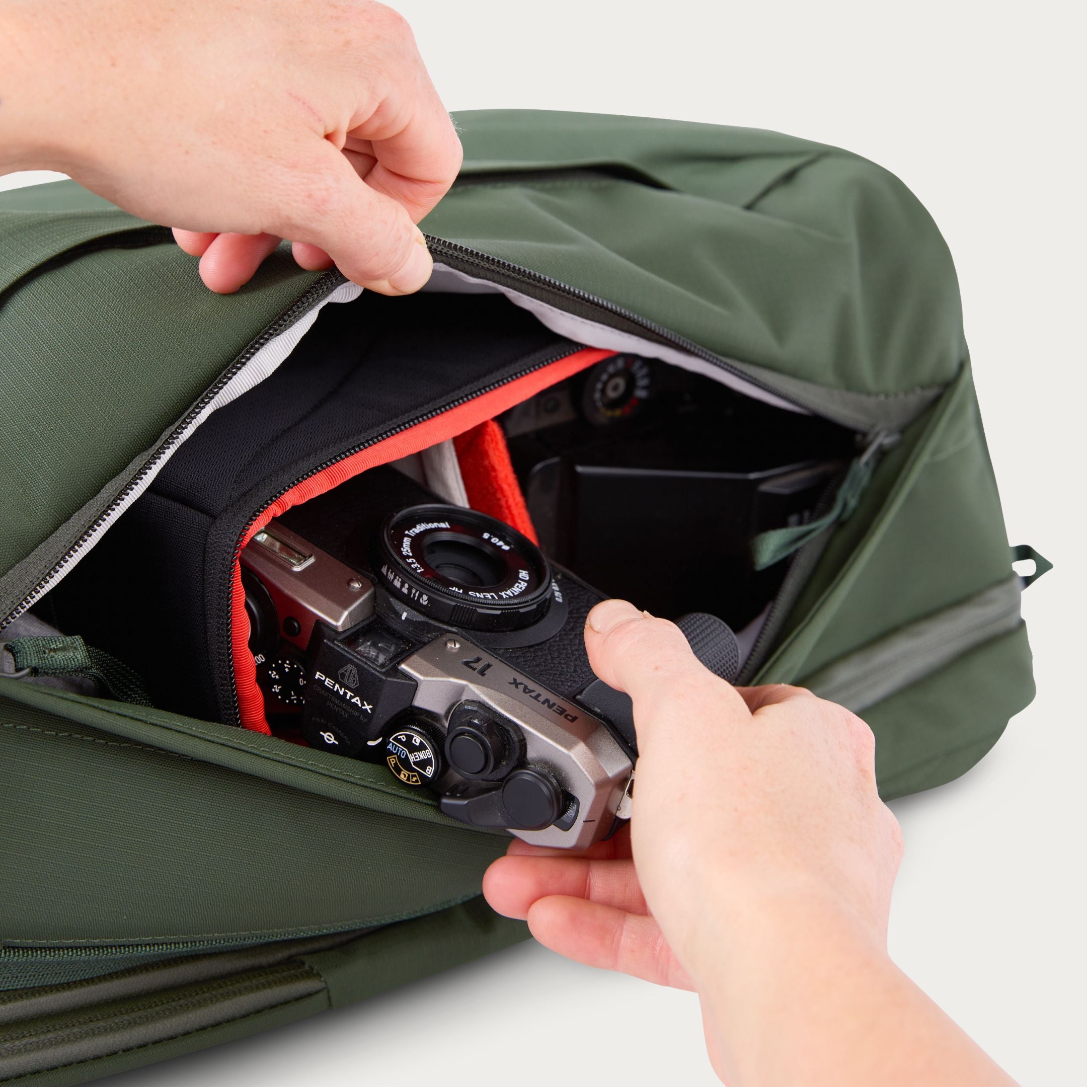 Everything Travel Pack - 28L
