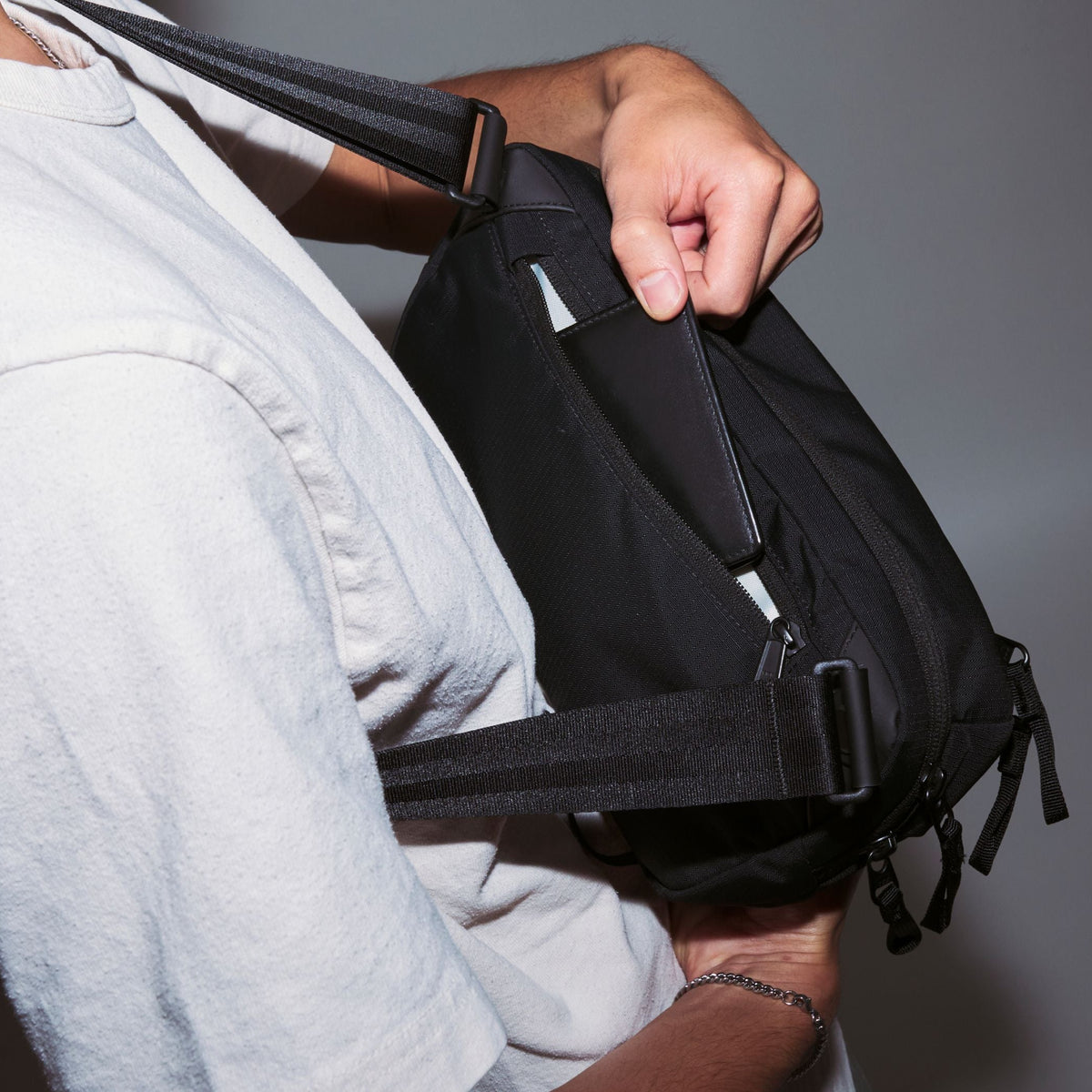 Everything Sling 4L