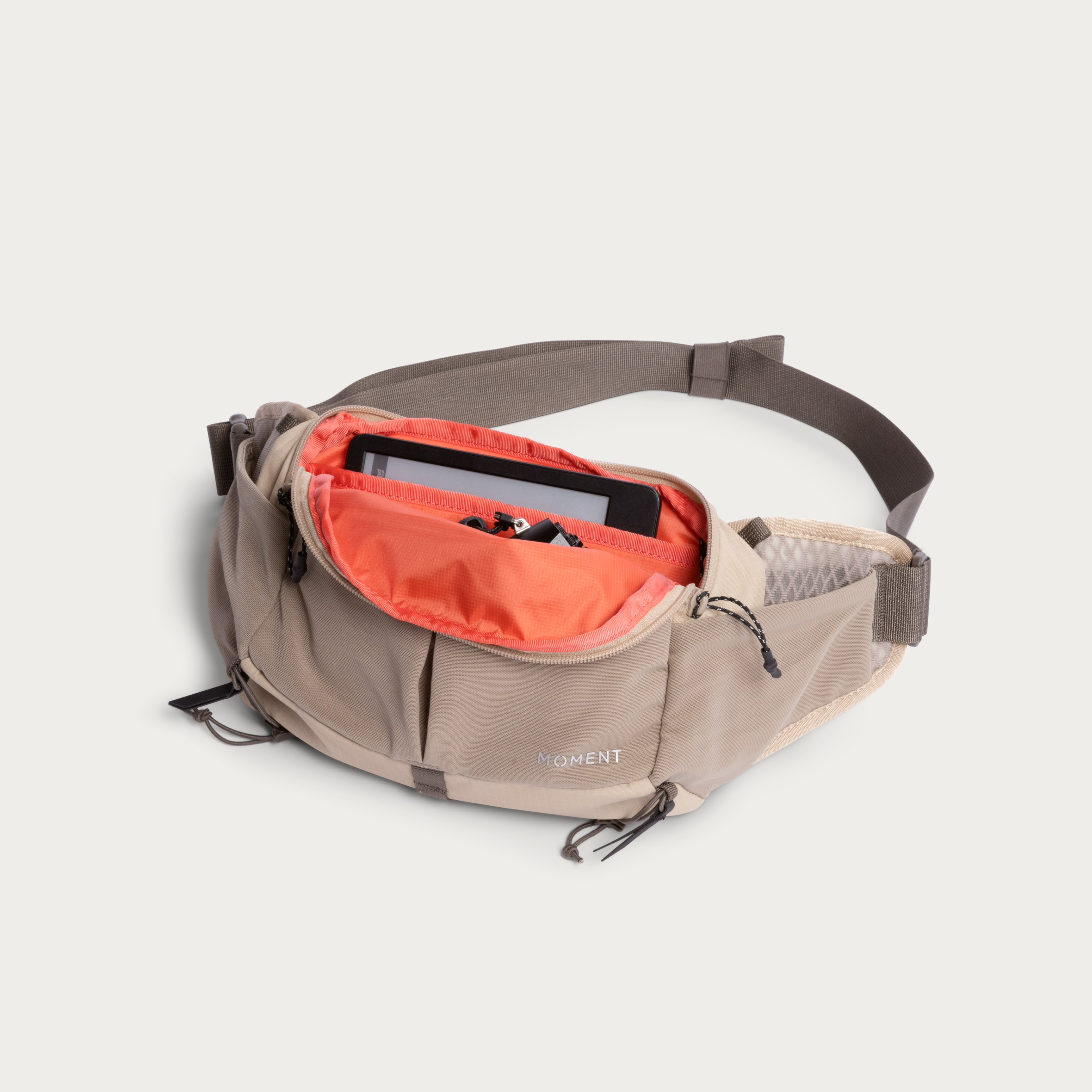 Slate 4L Camera Sling